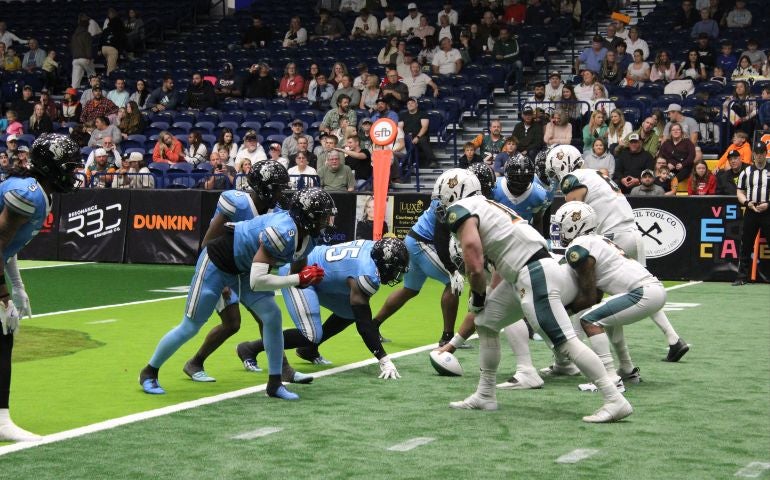 Eau Claire Axemen vs. Iowa Woo