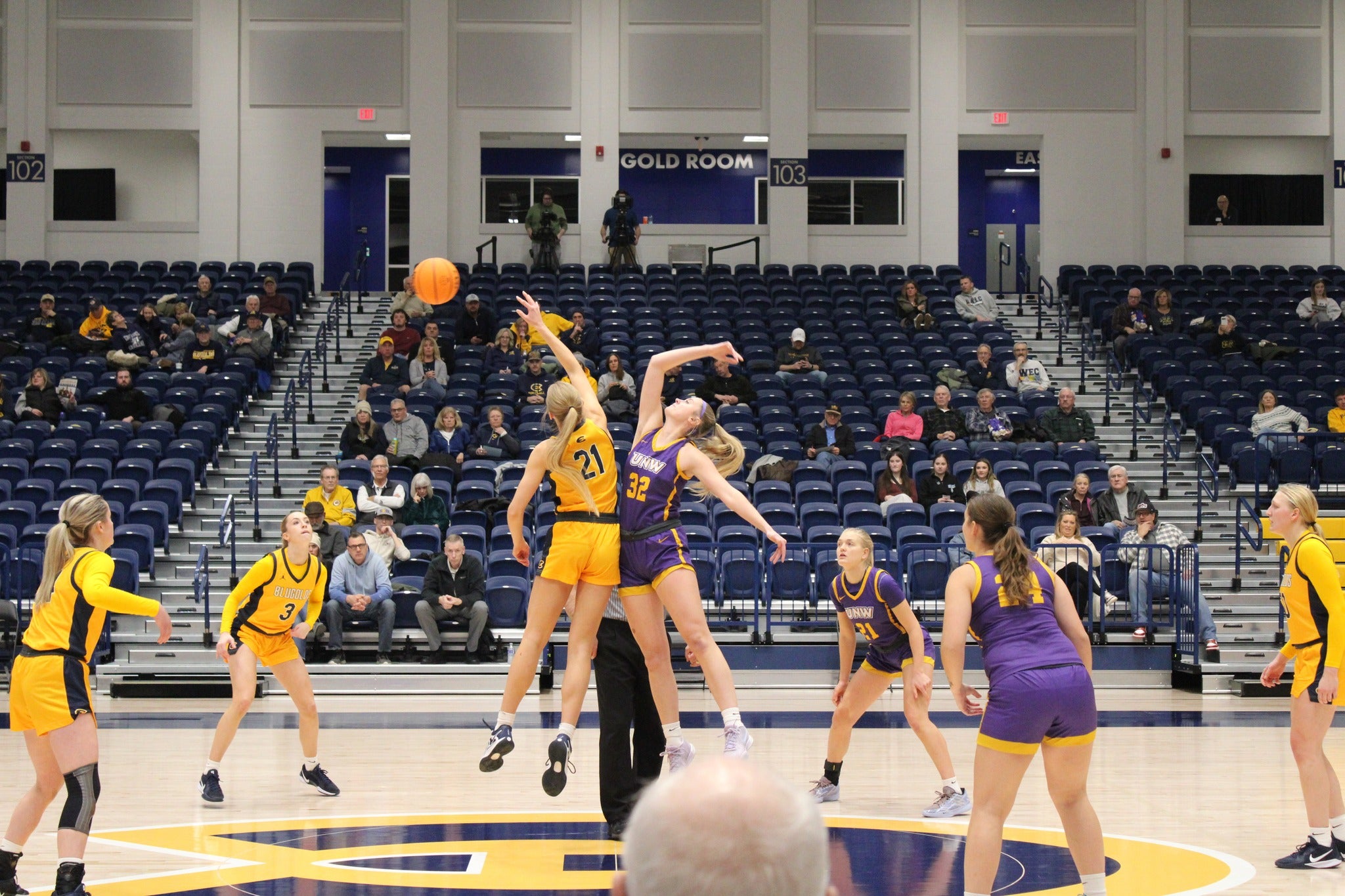More Info for Blugold Tip Off Tournament: Day 1